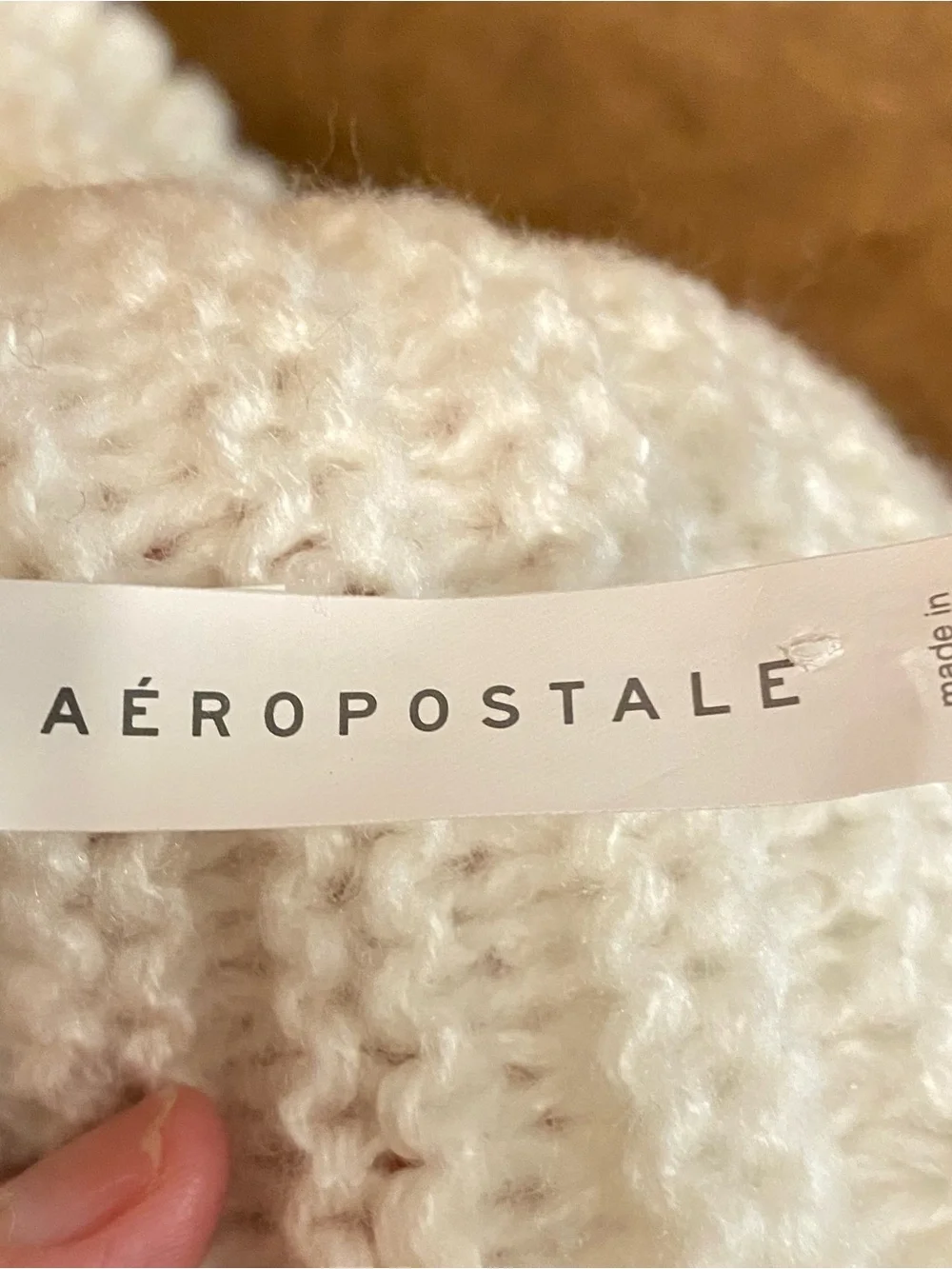 Aeropostale cozy white